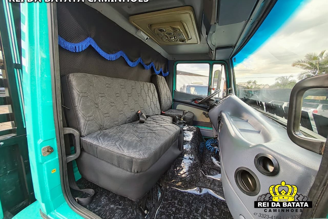 Mercedes Benz MB 712 - 99/99 16
