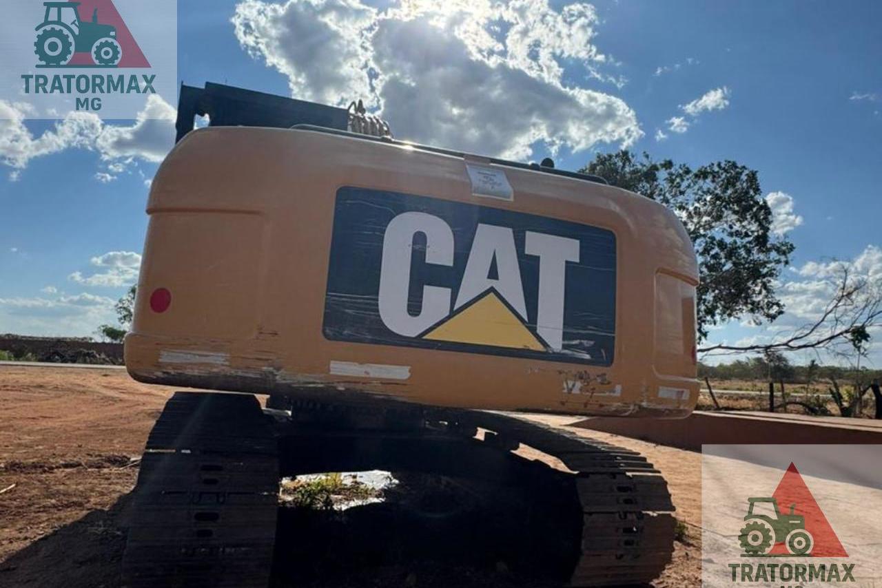 Caterpillar 320D -  3