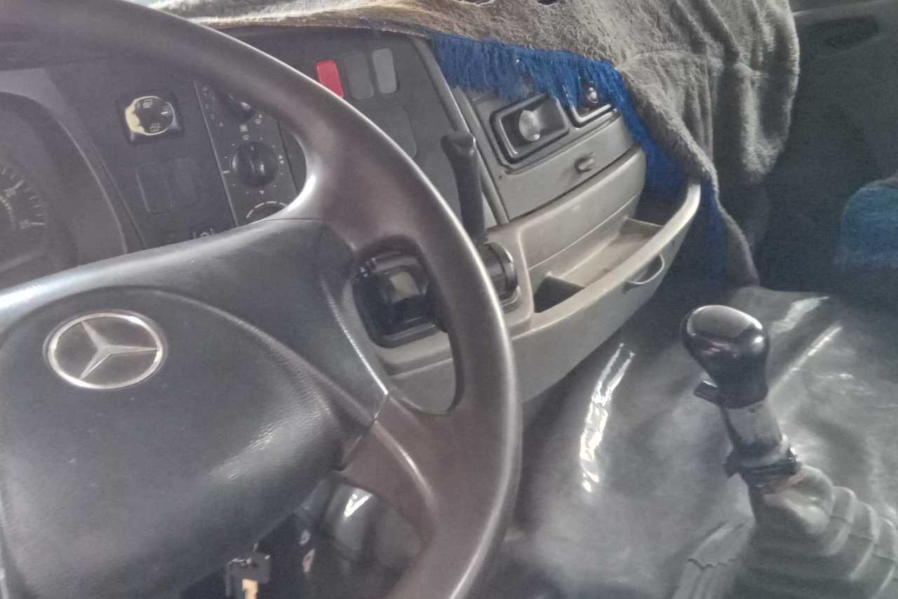 Mercedes Benz Axor 3344 - 08/08 7