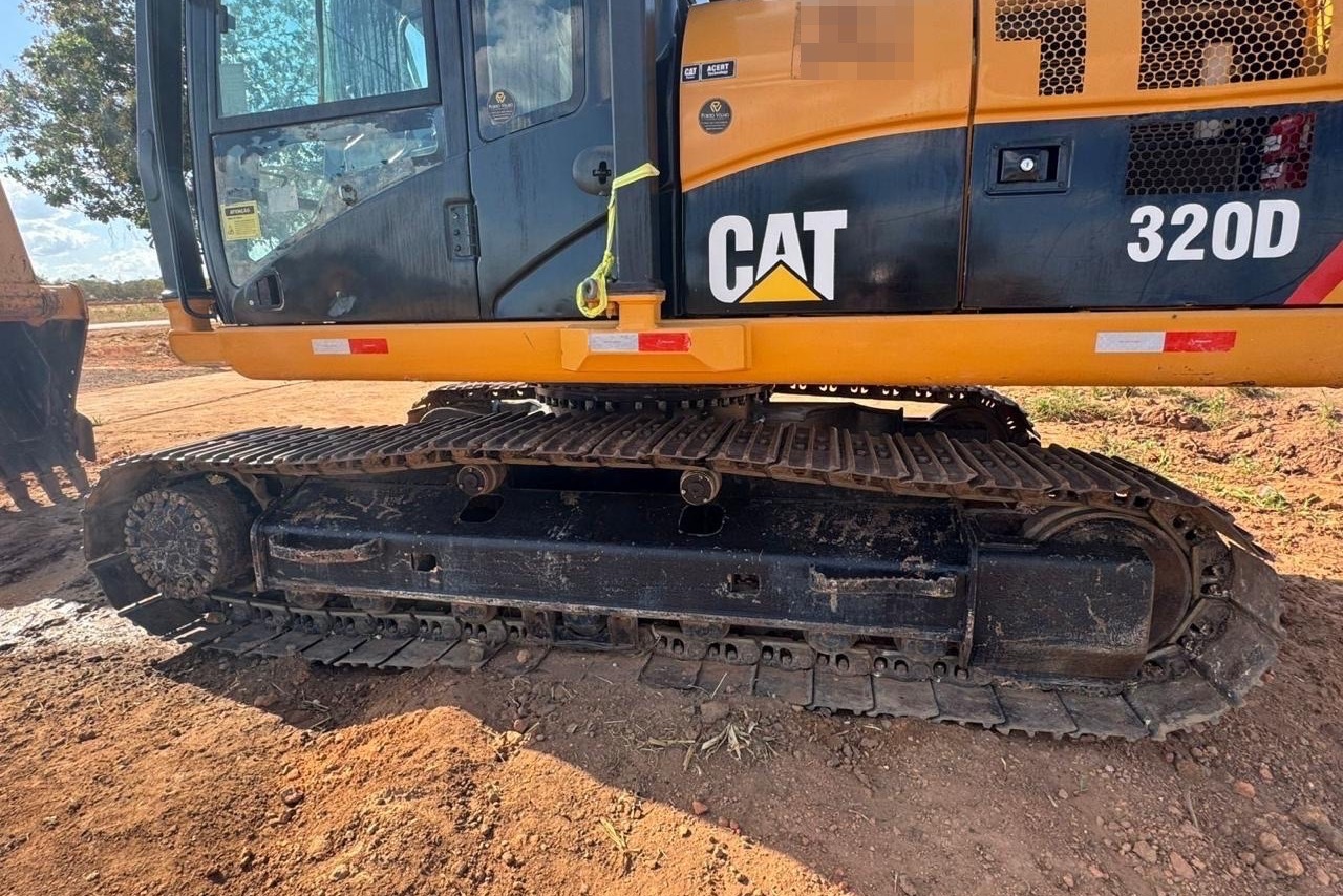 Caterpillar 320D - 12/12 4