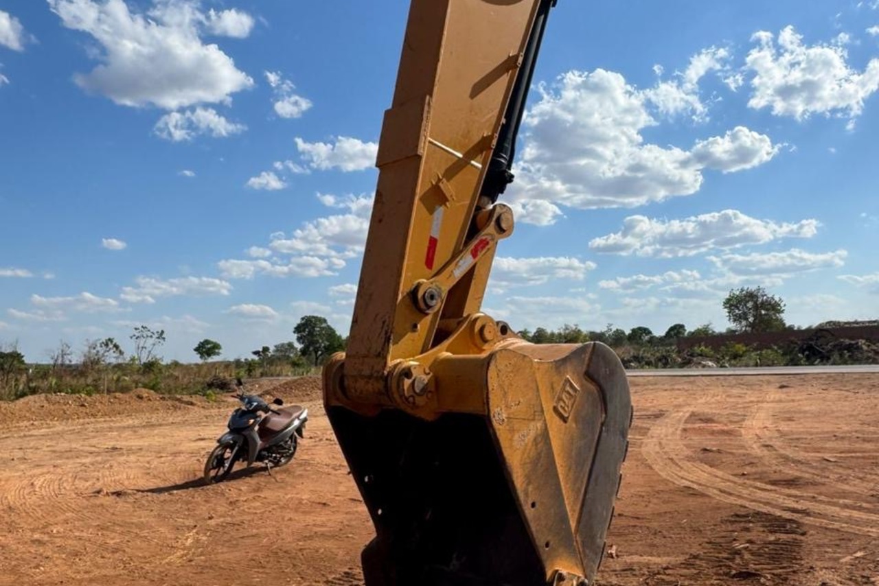 Caterpillar 320D - 12/12 7