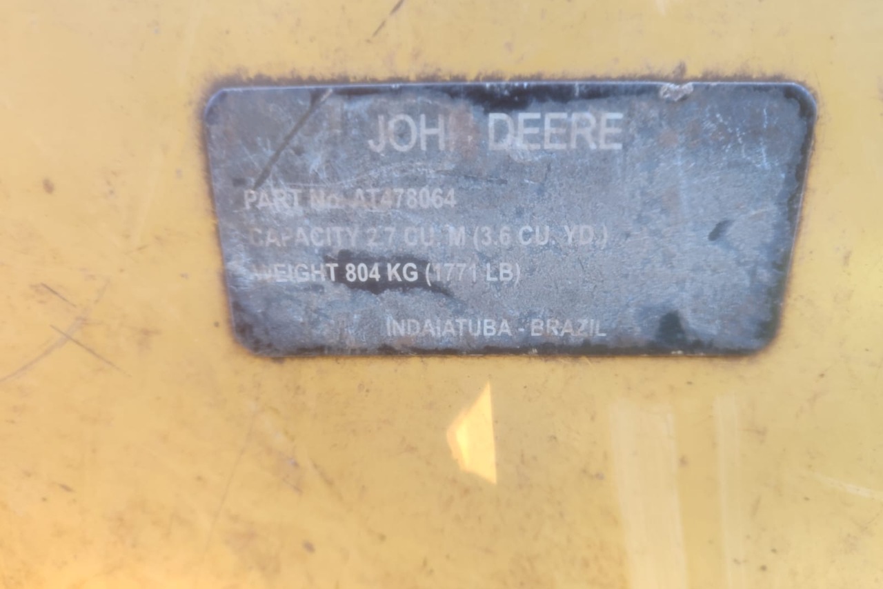 John Deere 700J - 22/22 5