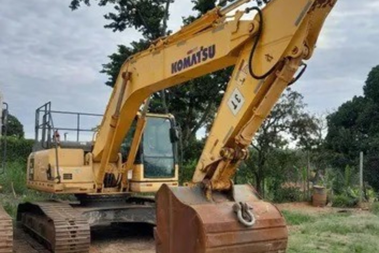 Komatsu PC240 - 18/18 5