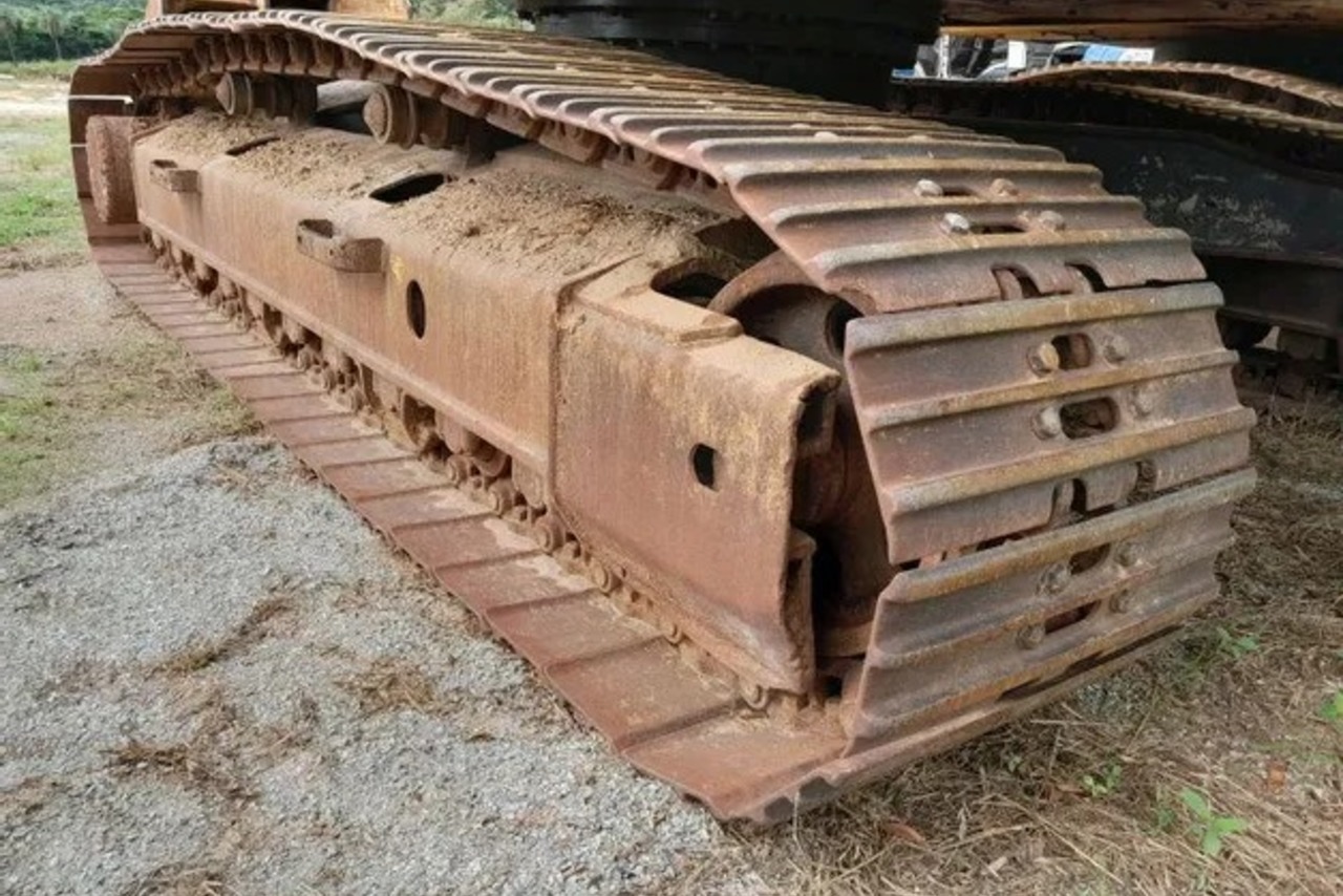 Komatsu PC240 - 18/18 16