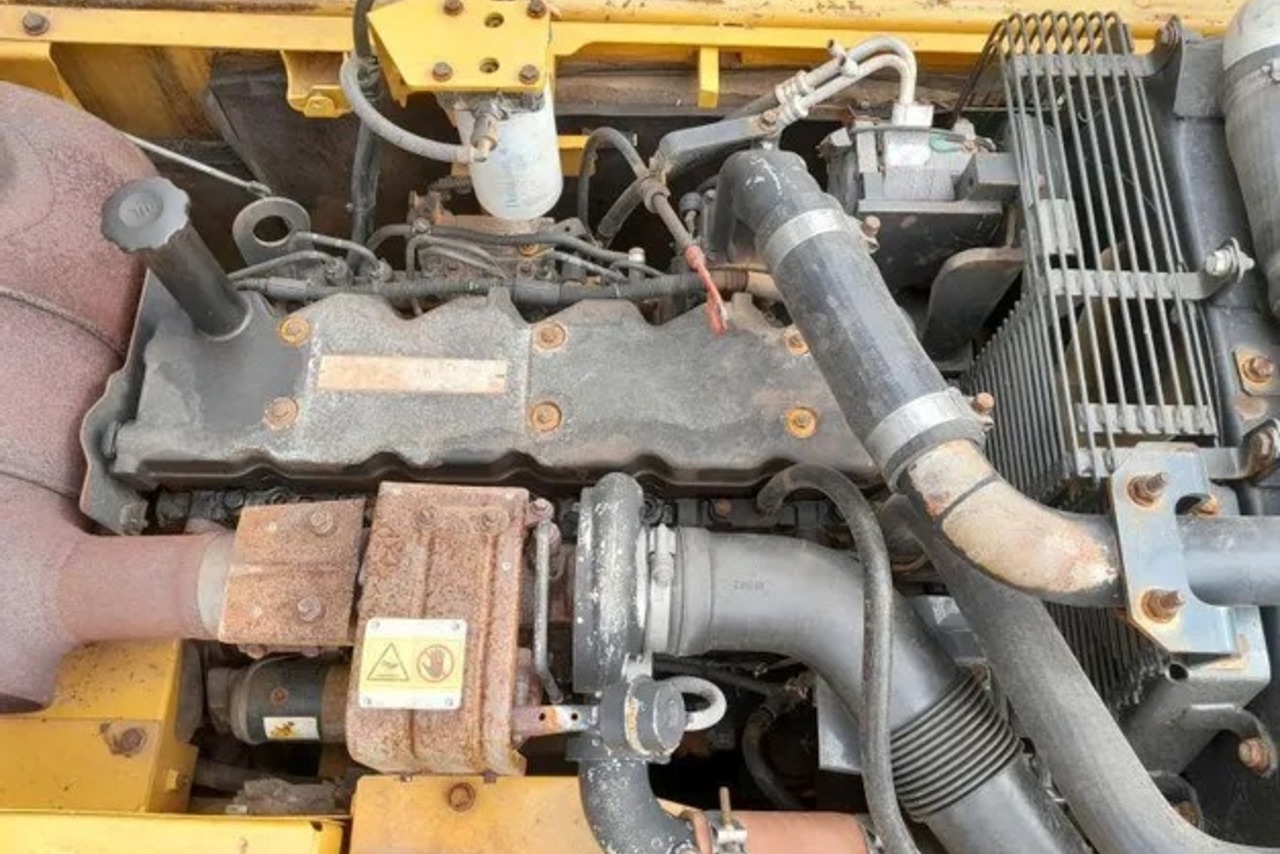 Komatsu PC240 - 18/18 20