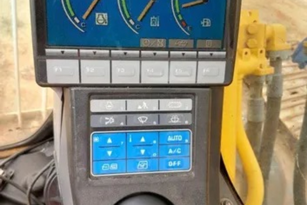 Komatsu PC350 - 17/17 6