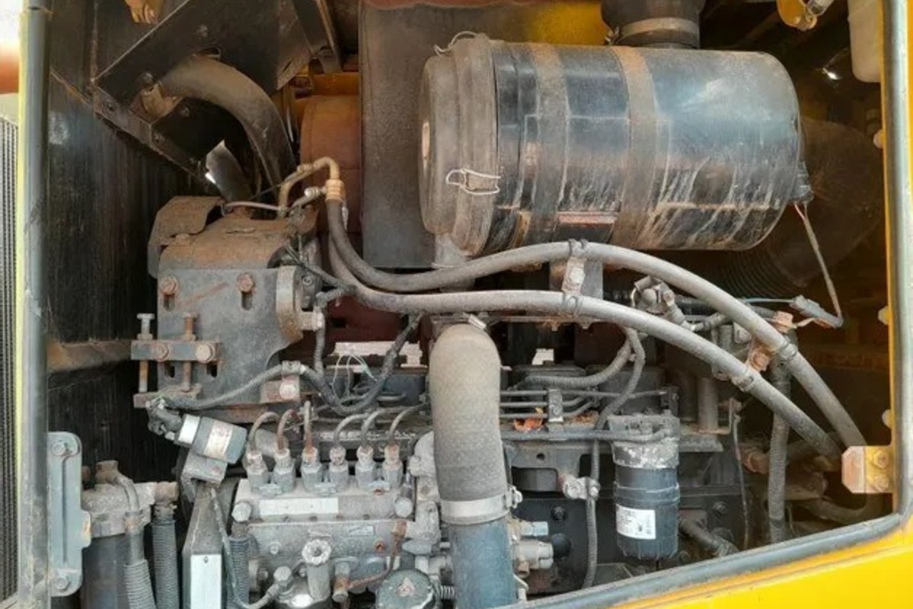 Komatsu  WA320 - 14/14 17