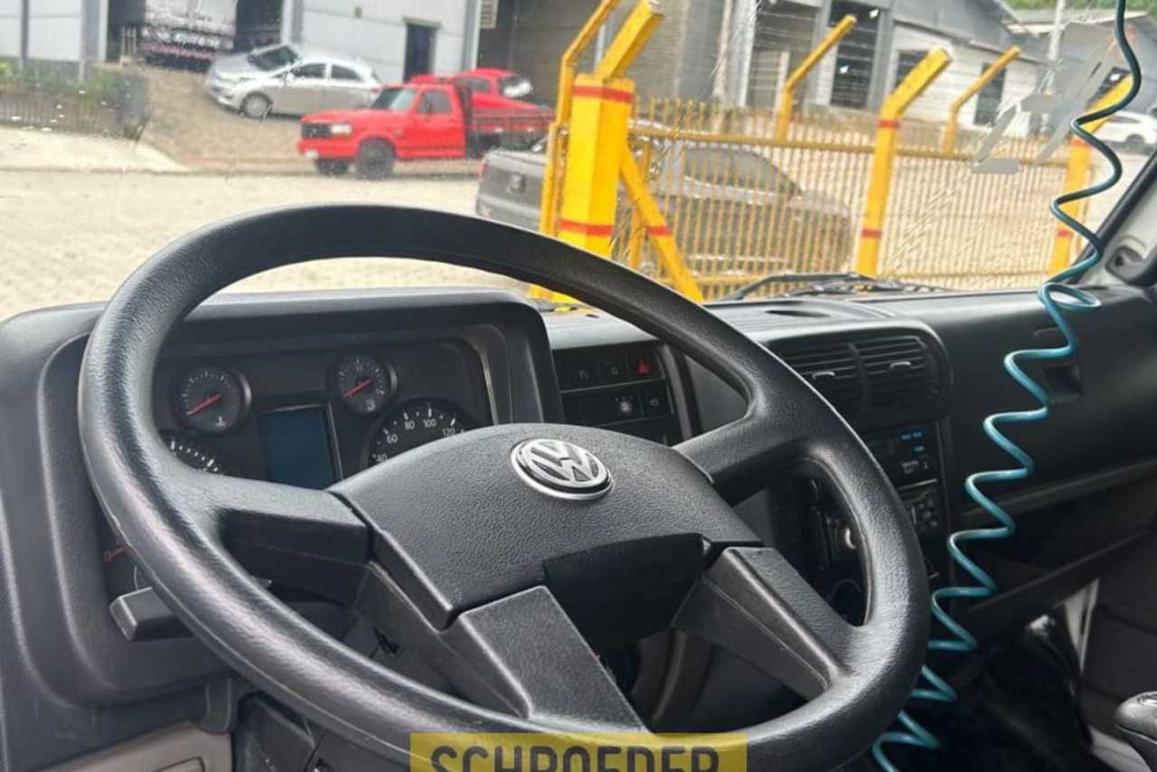 Volkswagen 10-160 E Delivery - 15 3