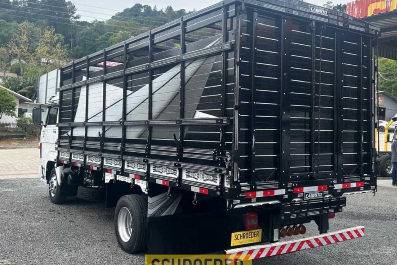 Volkswagen 10-160 E Delivery - 15 8