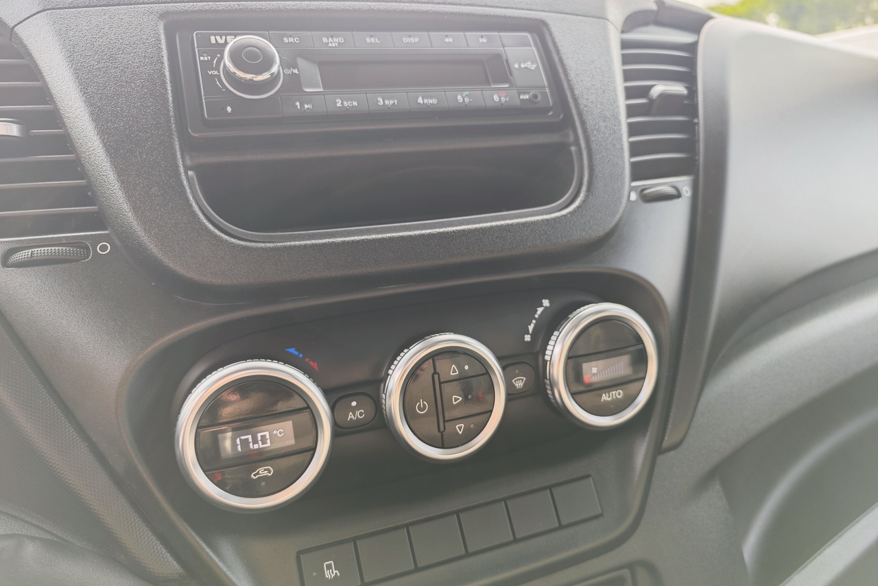 Iveco Daily Chassi 35s14 - 24/24 5
