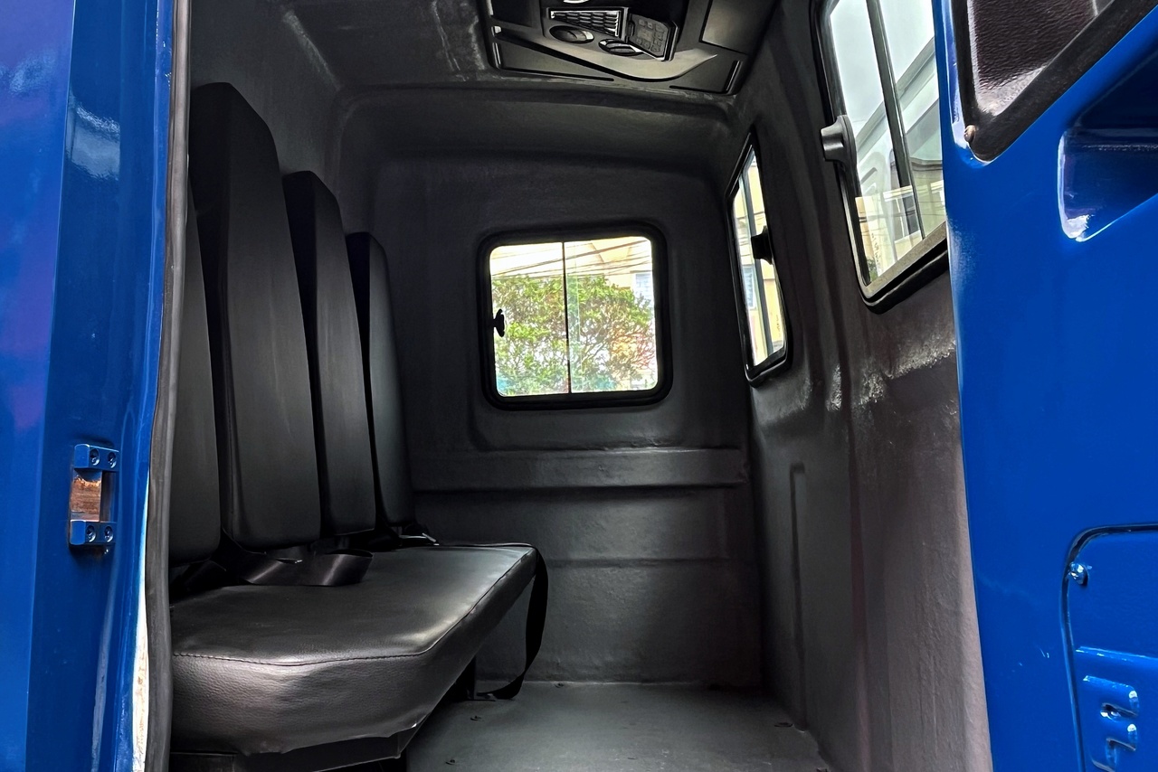 Volkswagen 11-180 Delivery  - 22/23 12