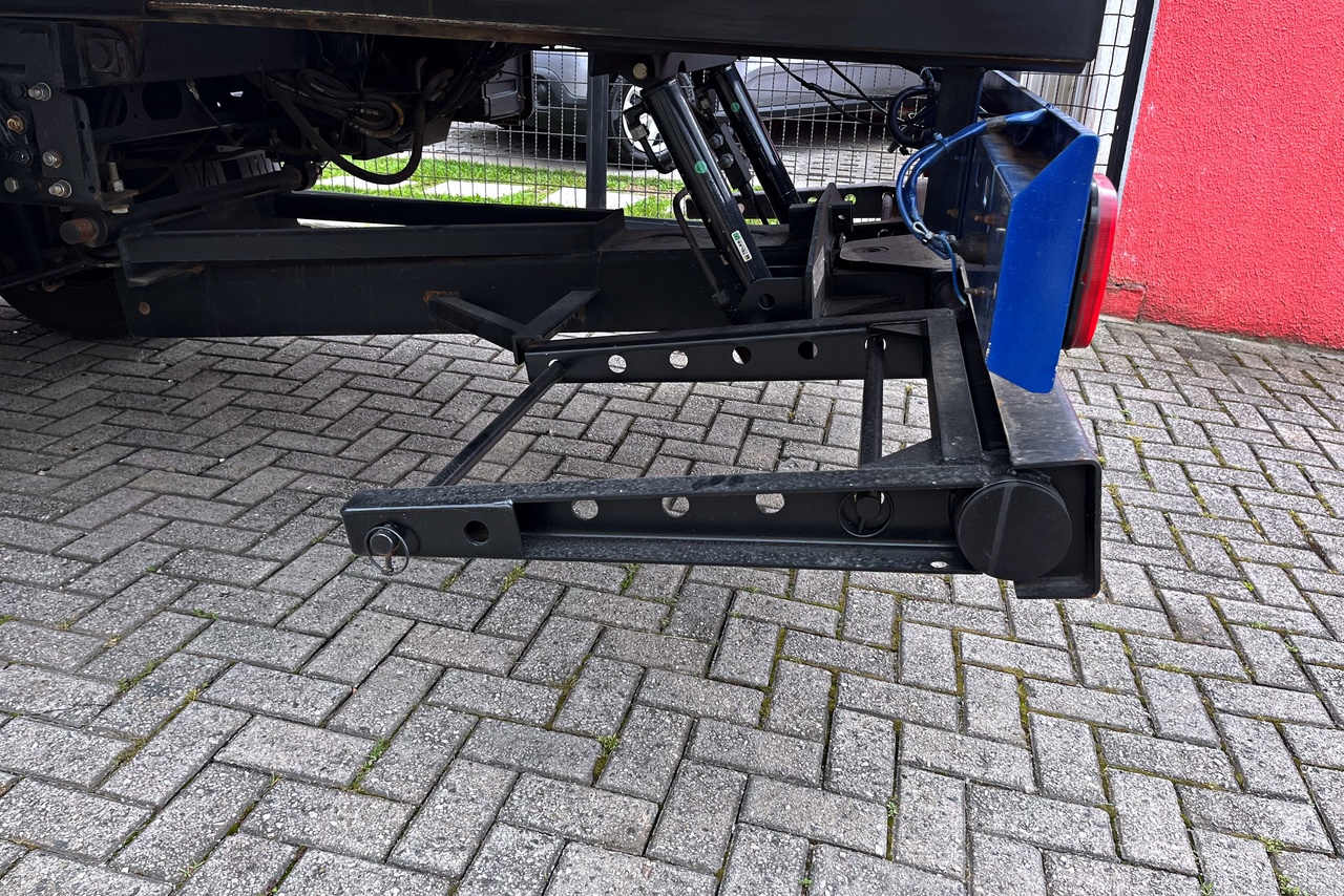 Volkswagen 11-180 Delivery  - 22/23 20