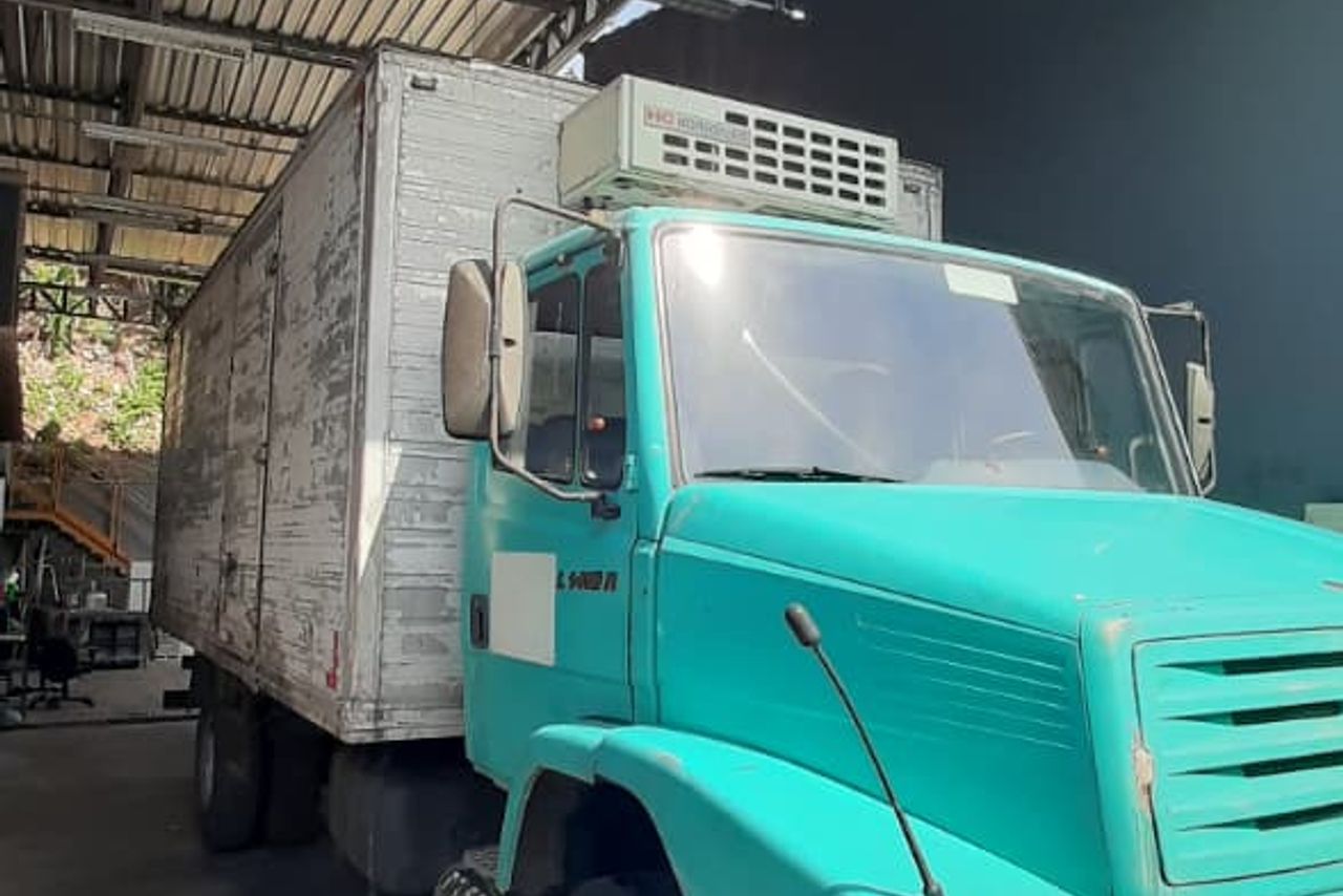 Mercedes Benz MB 1418 - 99/99 3