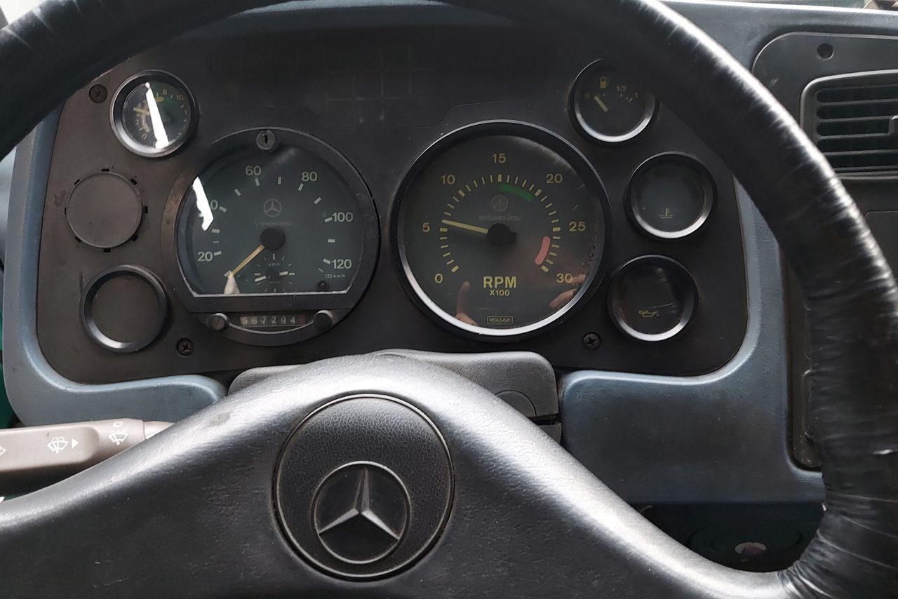 Mercedes Benz MB 1418 - 99/99 9