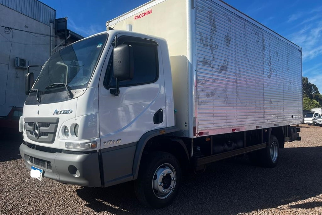 Mercedes Benz Accelo 1016 - 16/16 6