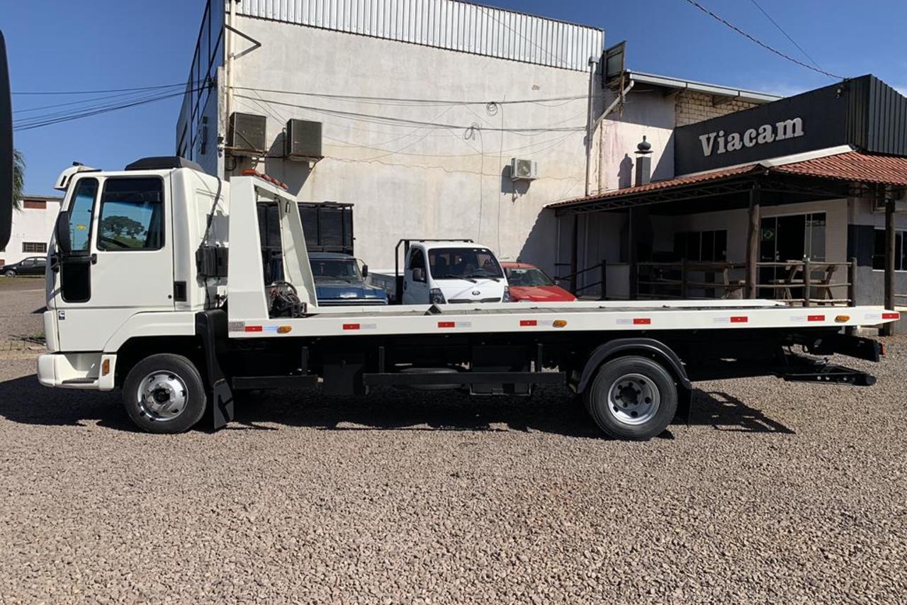 Ford Cargo712 - 08/09 7