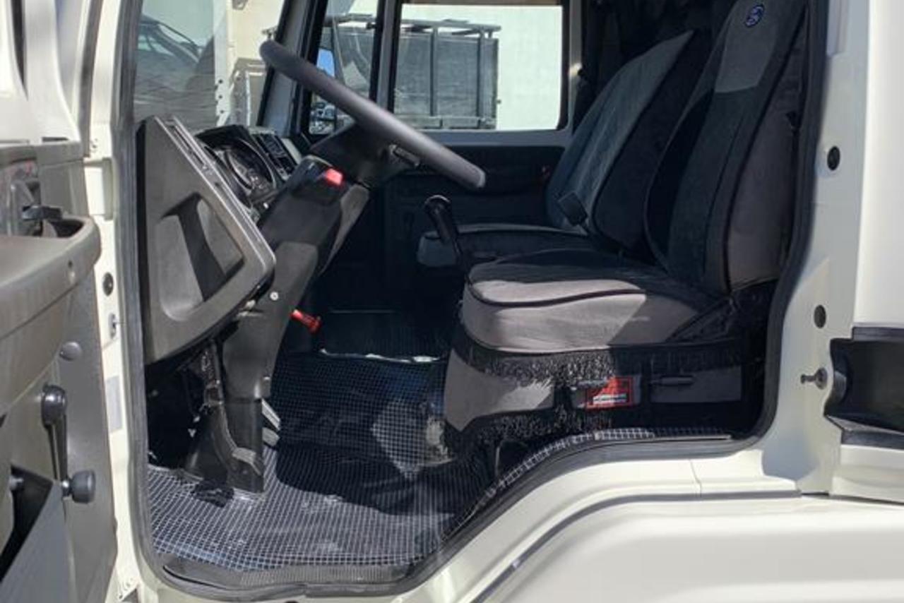 Ford Cargo712 - 08/09 8