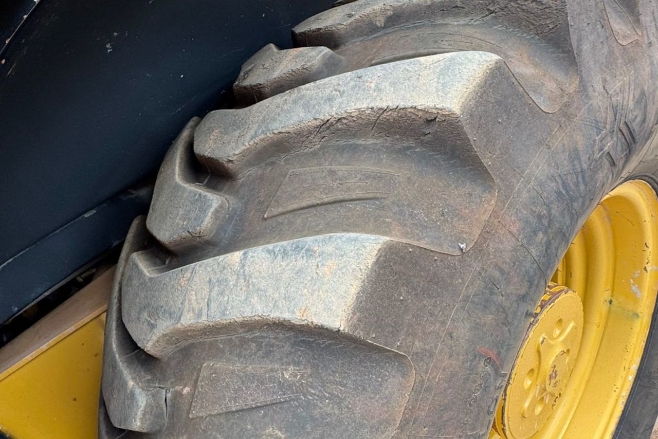 Caterpillar 416F2 - 20/20 3