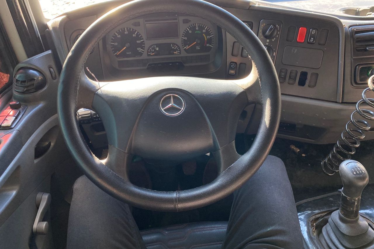 Mercedes Benz Atego 2425 - 10/11 17
