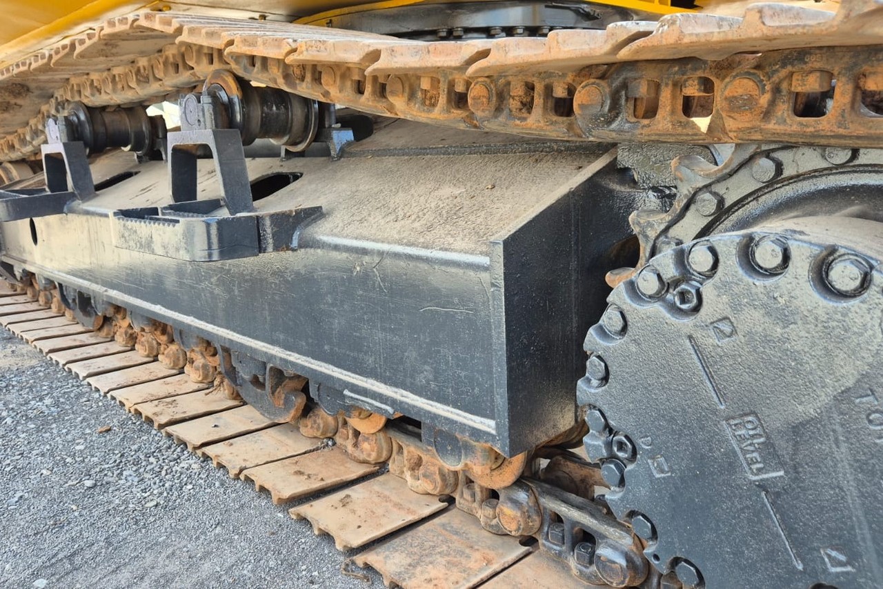 Komatsu PC200 - 17/17 5