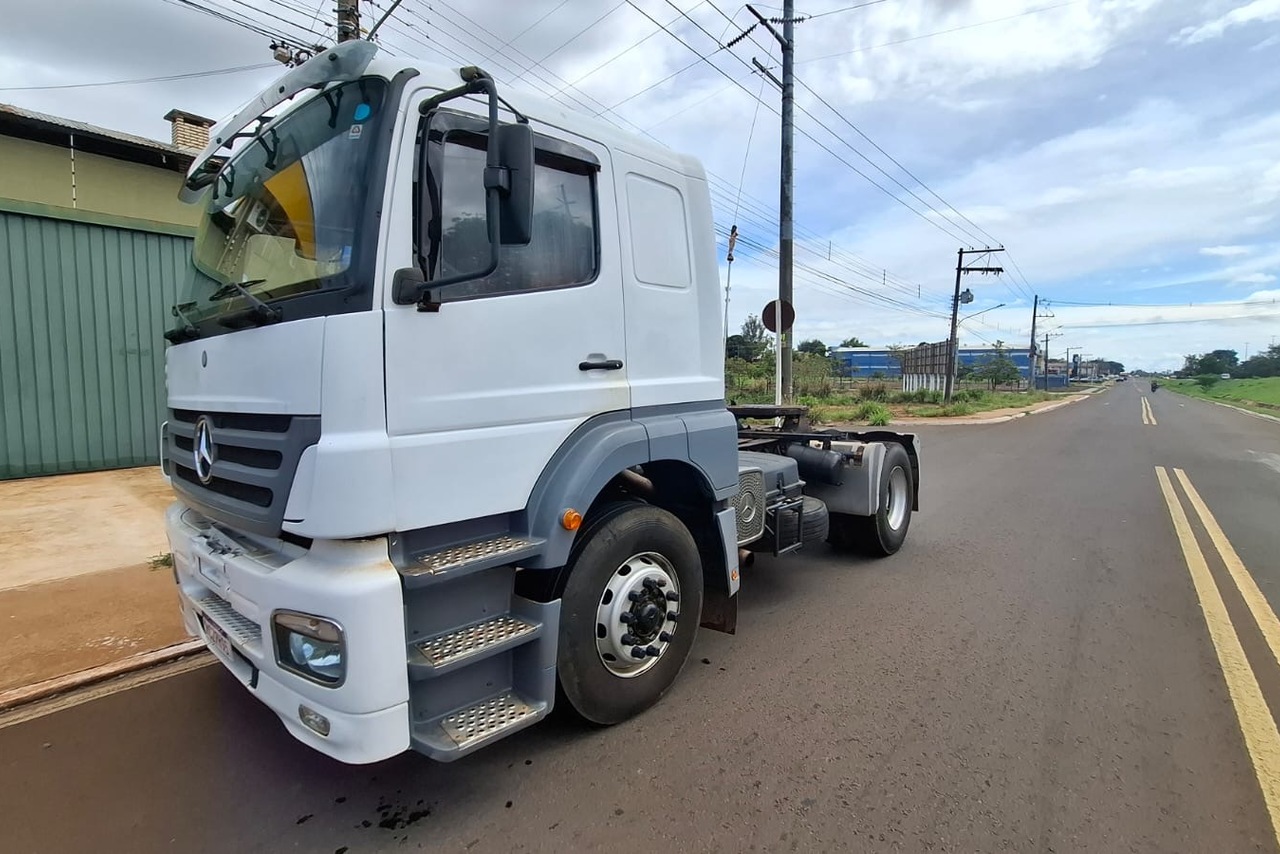Mercedes Benz Axor 1933 - 05/05 2