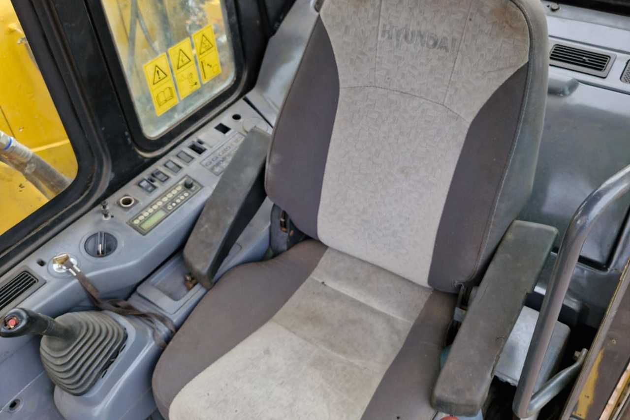 Komatsu PC120 - 08/08 5