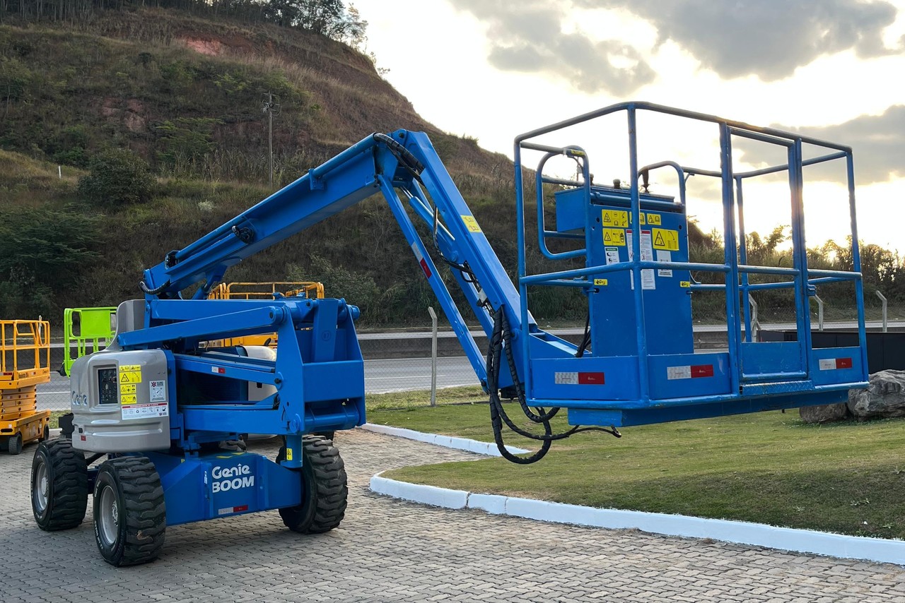 Genie  Z-60/34 - 07/07 6