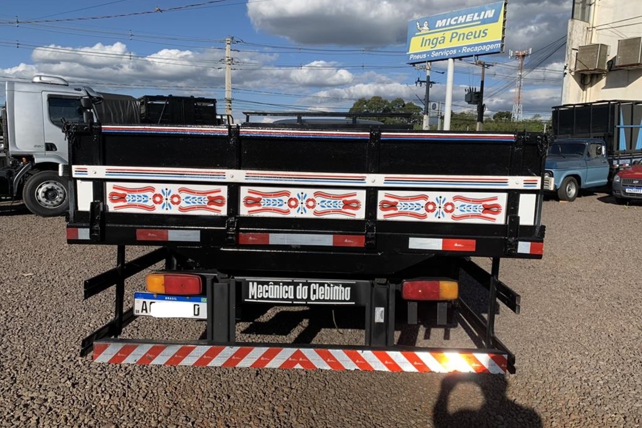 Ford F4000 - 85/85 6