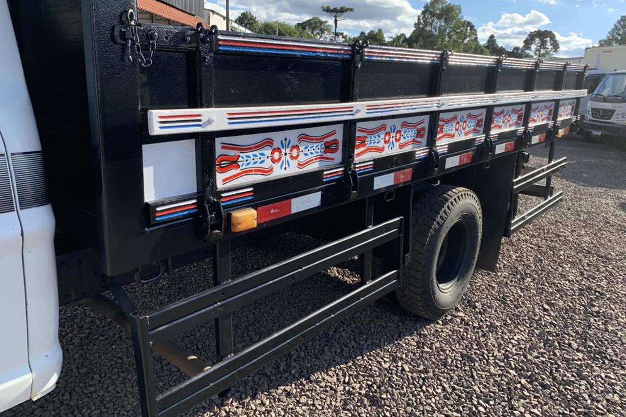 Ford F4000 - 85/85 10