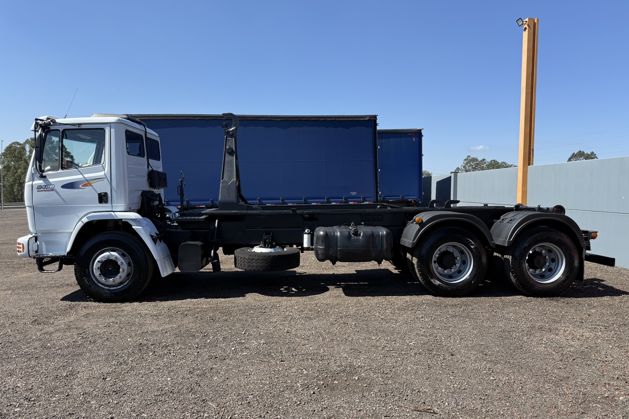Mercedes Benz Atego 2428 - 03/03 6