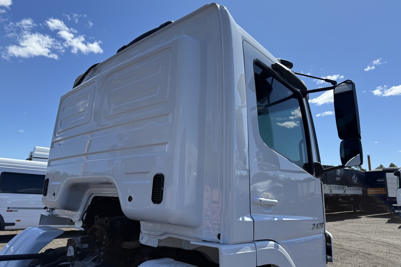 Mercedes Benz Atego 2428 - 11/11 7