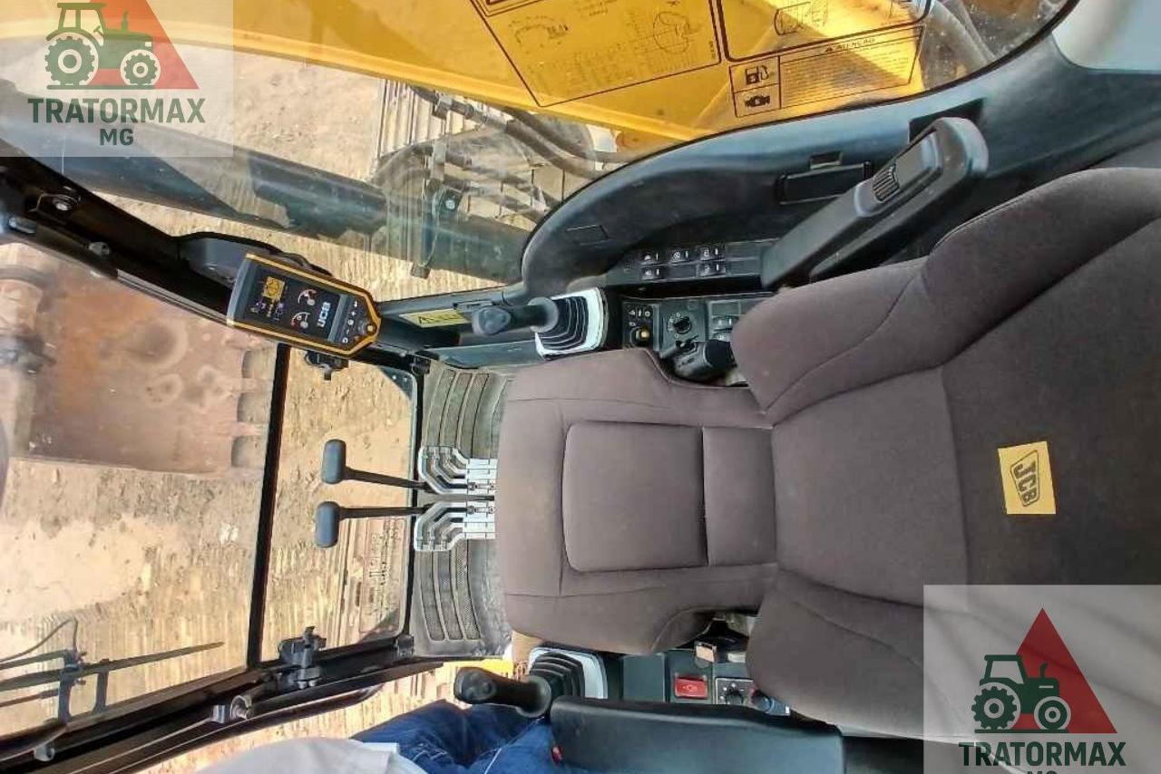 JCB JS220LC - 22/22 2