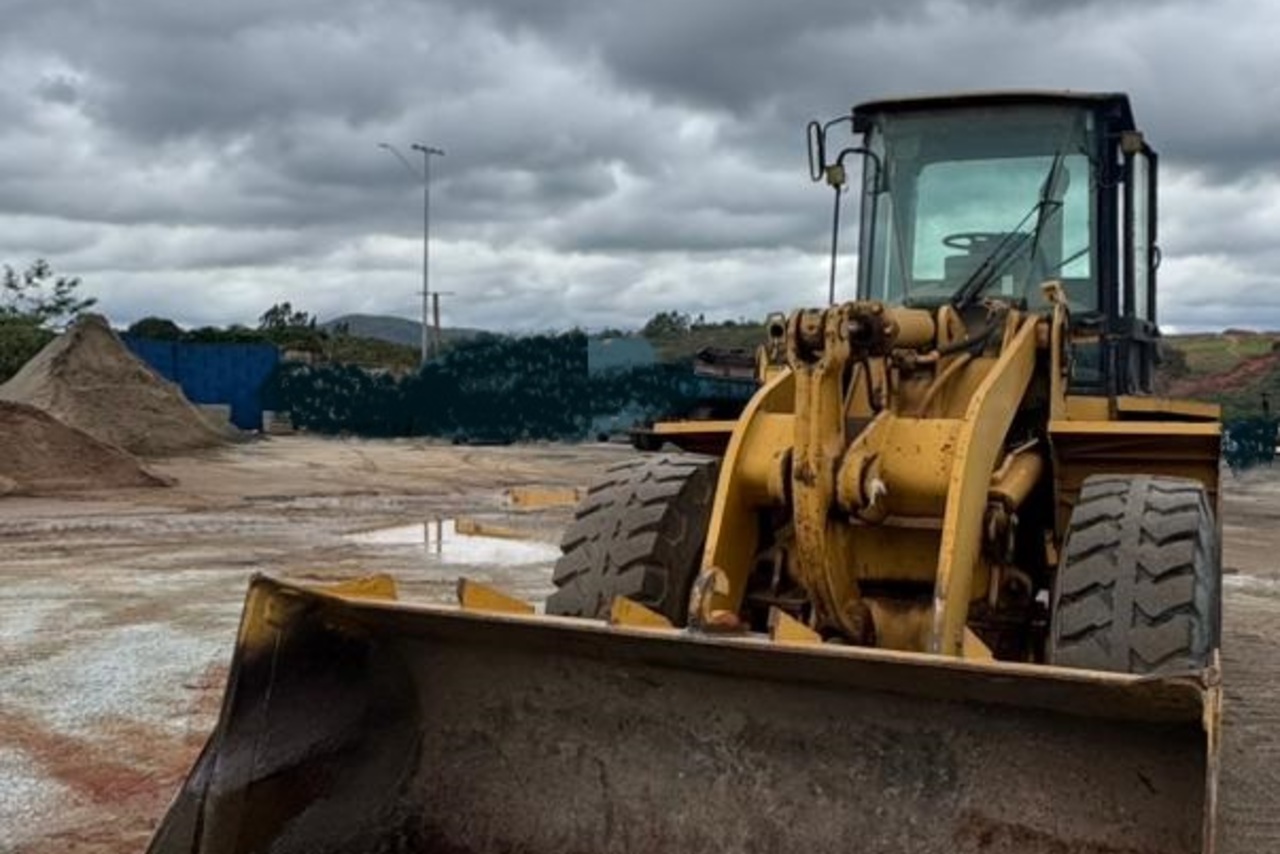 Caterpillar 938G - 01/01 7