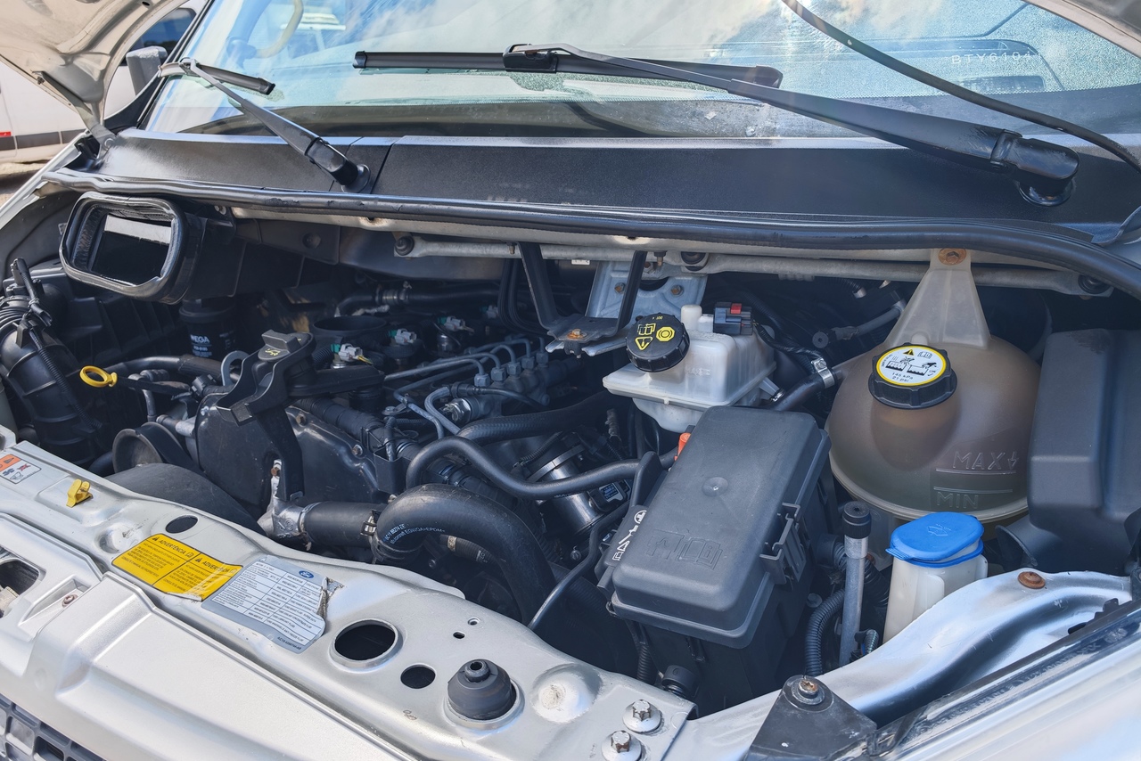 Ford Transit passageiros - 11/11 9