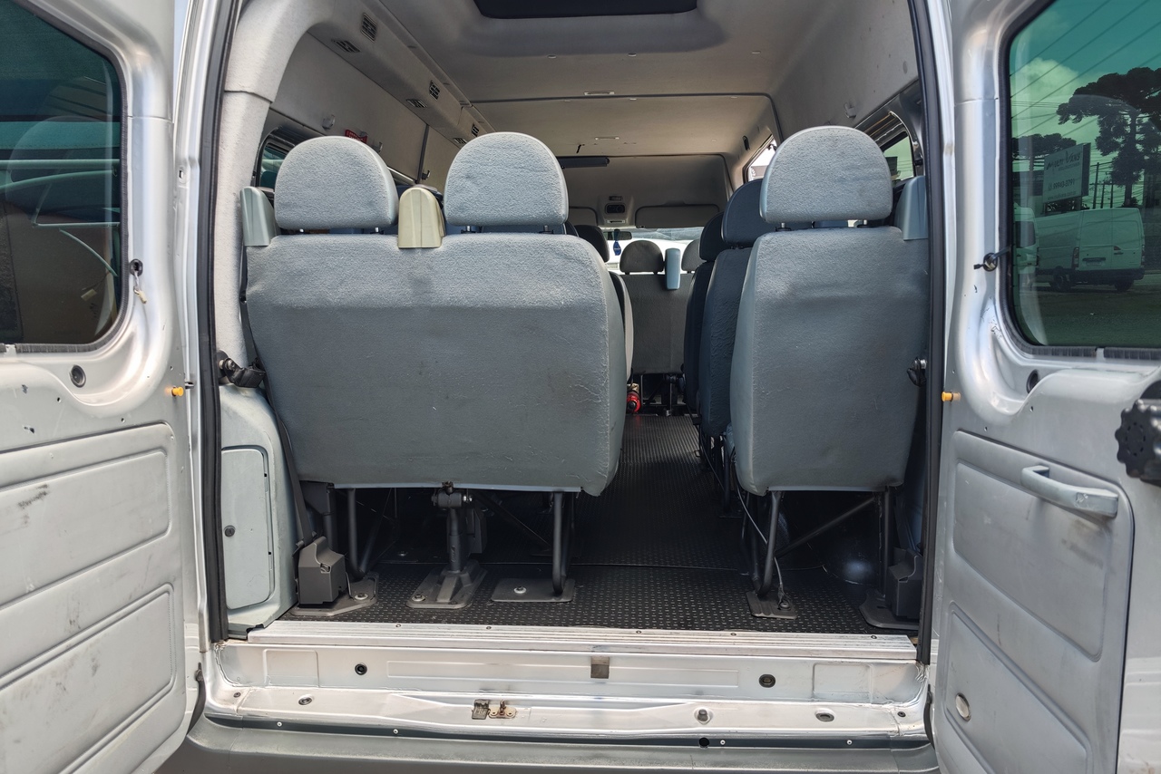 Ford Transit passageiros - 11/11 10