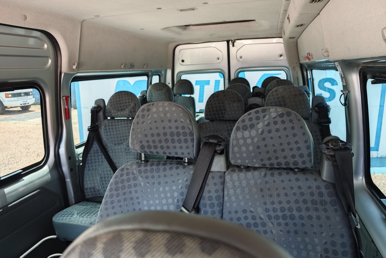 Ford Transit passageiros - 11/11 11