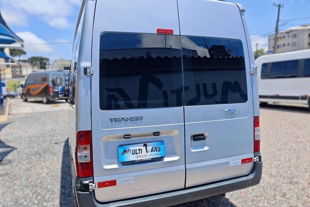 Ford Transit passageiros - 11/11 13