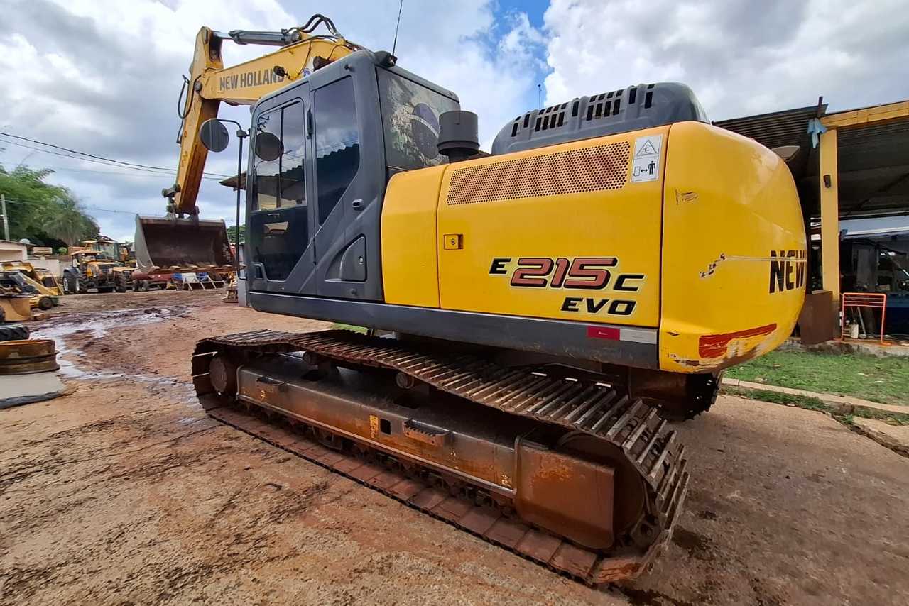 New Holland E215c - 22/22 9