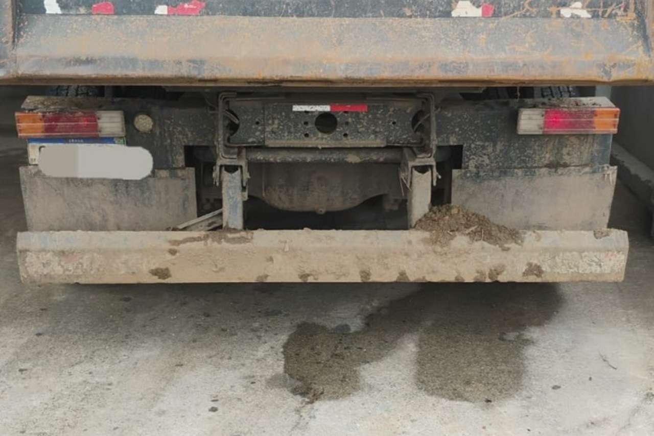 Volvo VM330 - 20/20 5