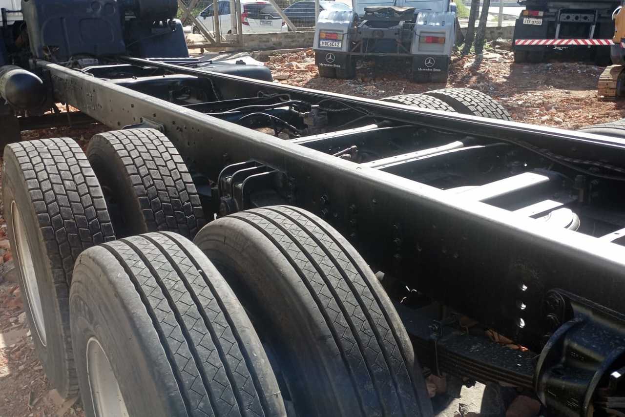 Ford Cargo2428 - 10/11 12
