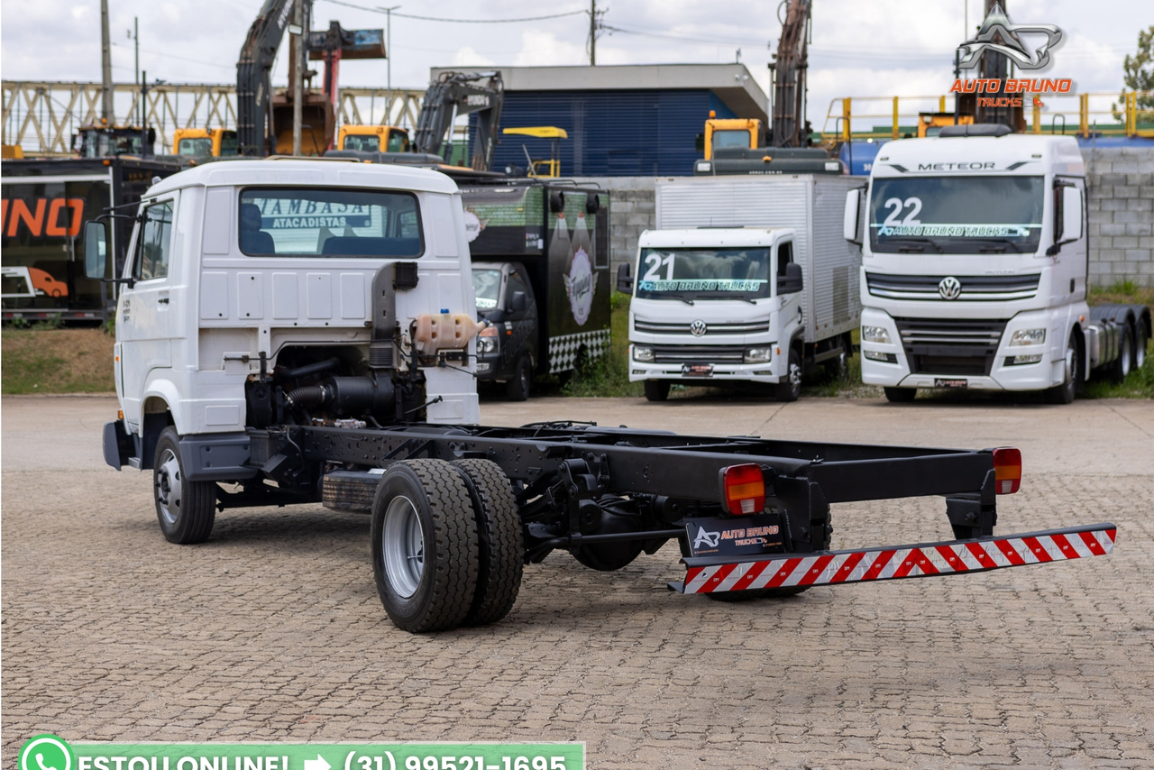 Volkswagen 8 120 - 10/11 2