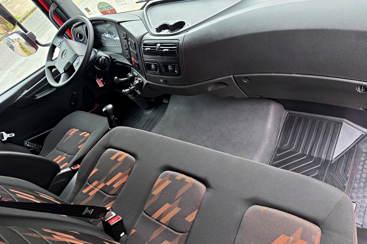 Mercedes Benz Atego 1719 - 24/25 10