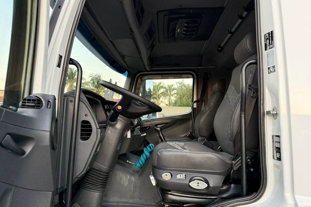 Mercedes Benz Atego 2426 - 14/14 7