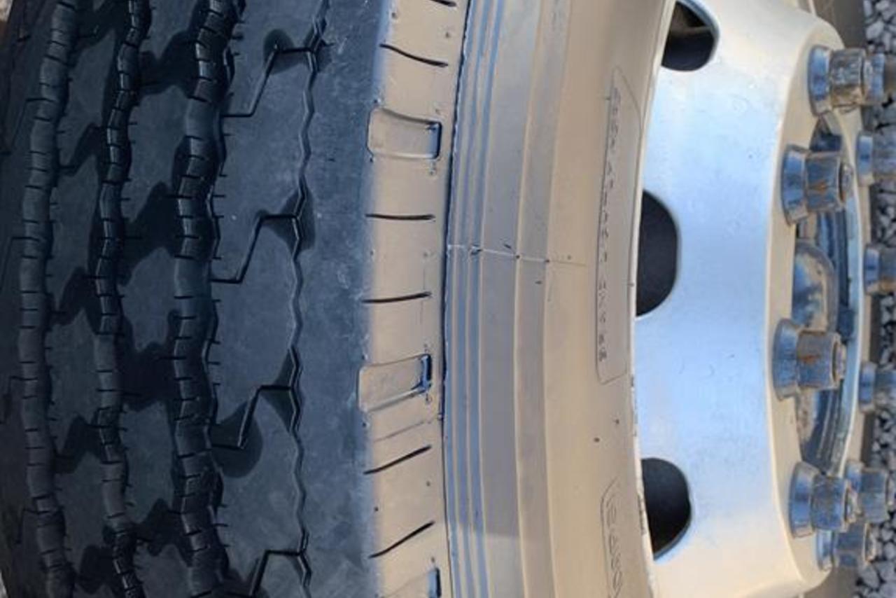 Volvo VM260 - 09/09 11
