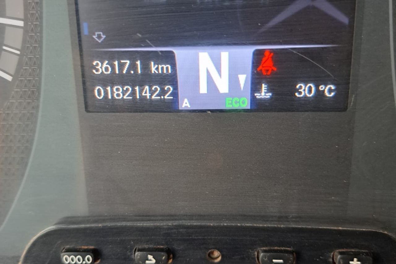 Mercedes Benz MB 4144 - 20/20 12