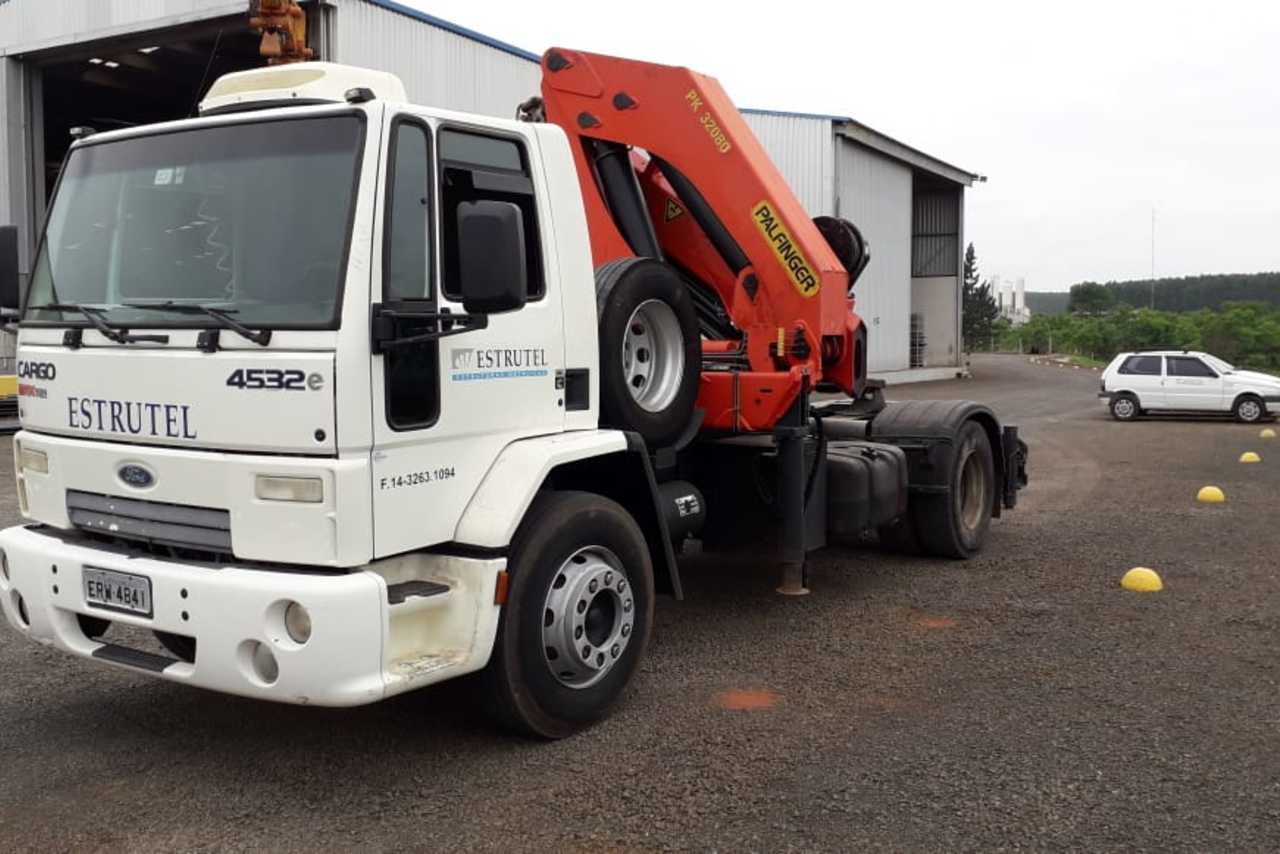 Ford Cargo4532 - 11/11 2