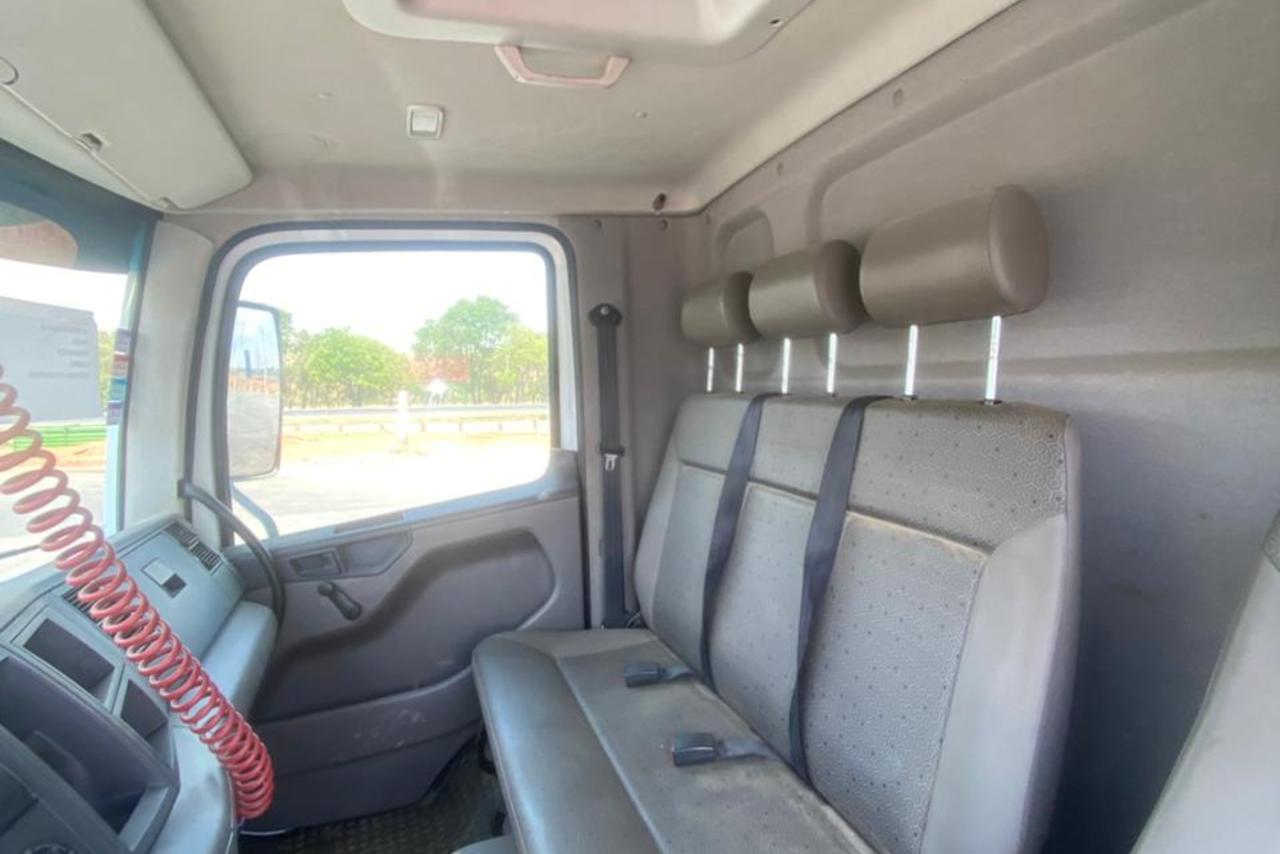Volkswagen 17-260 E Constel. 4x2 - 19/20 4