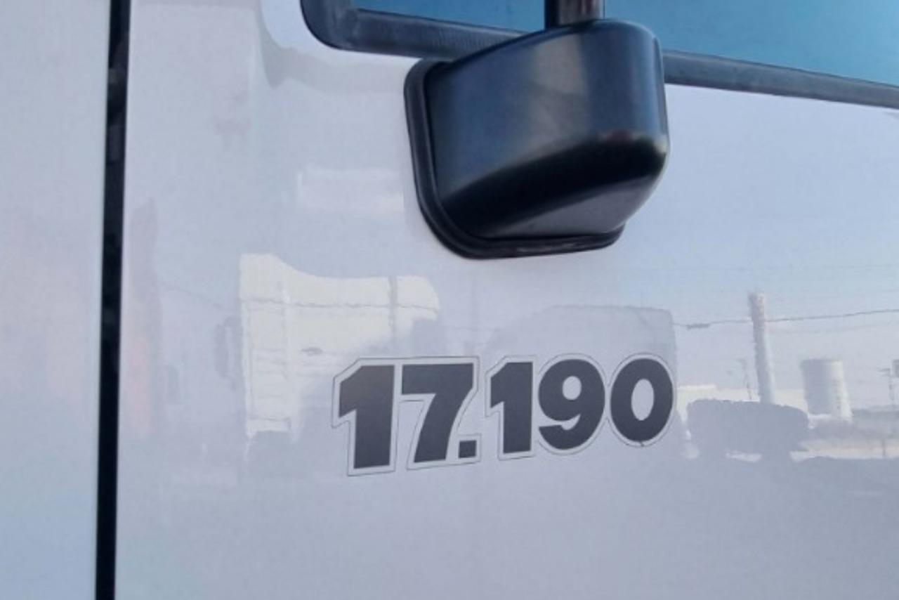 Volkswagen 17-190 E Constellation - 21/22 6