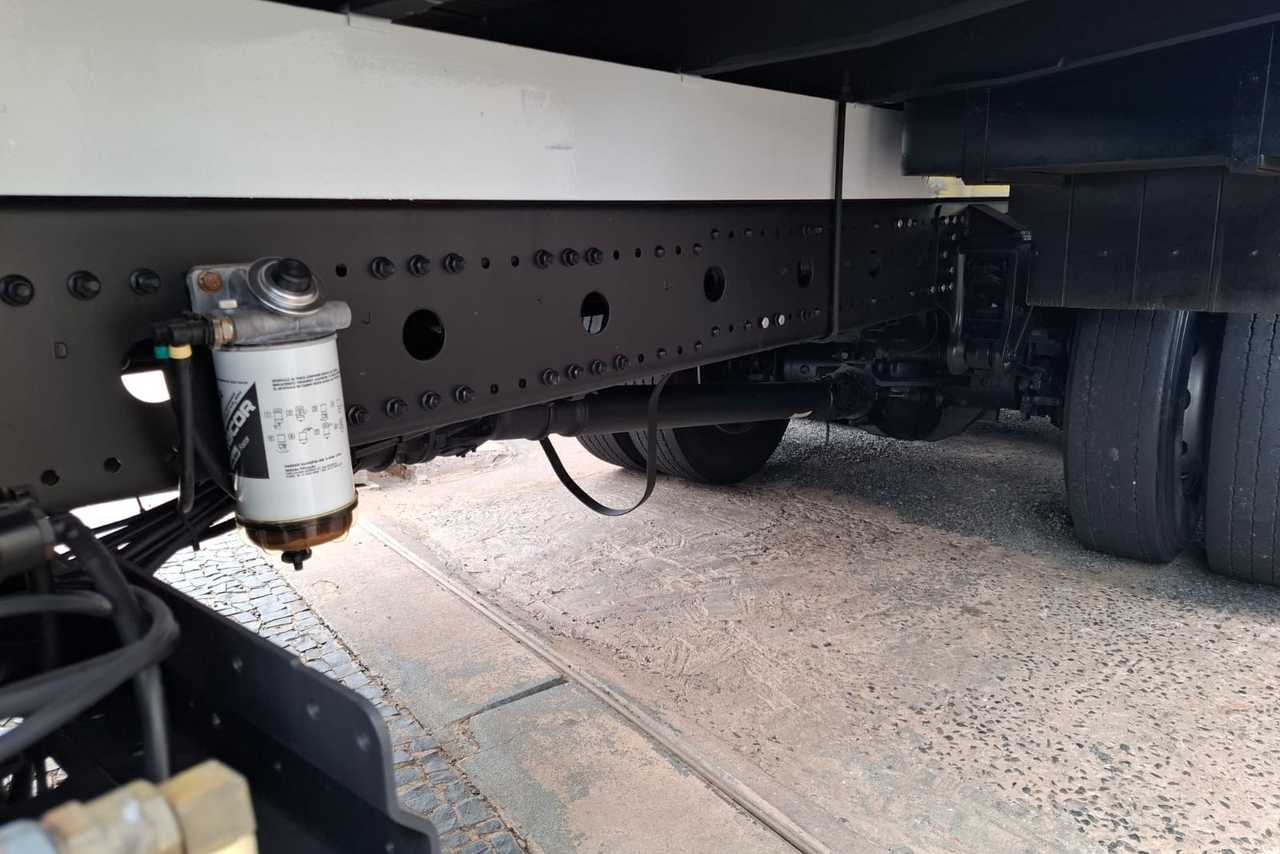 Mercedes Benz Atego 2425 - 08/08 15