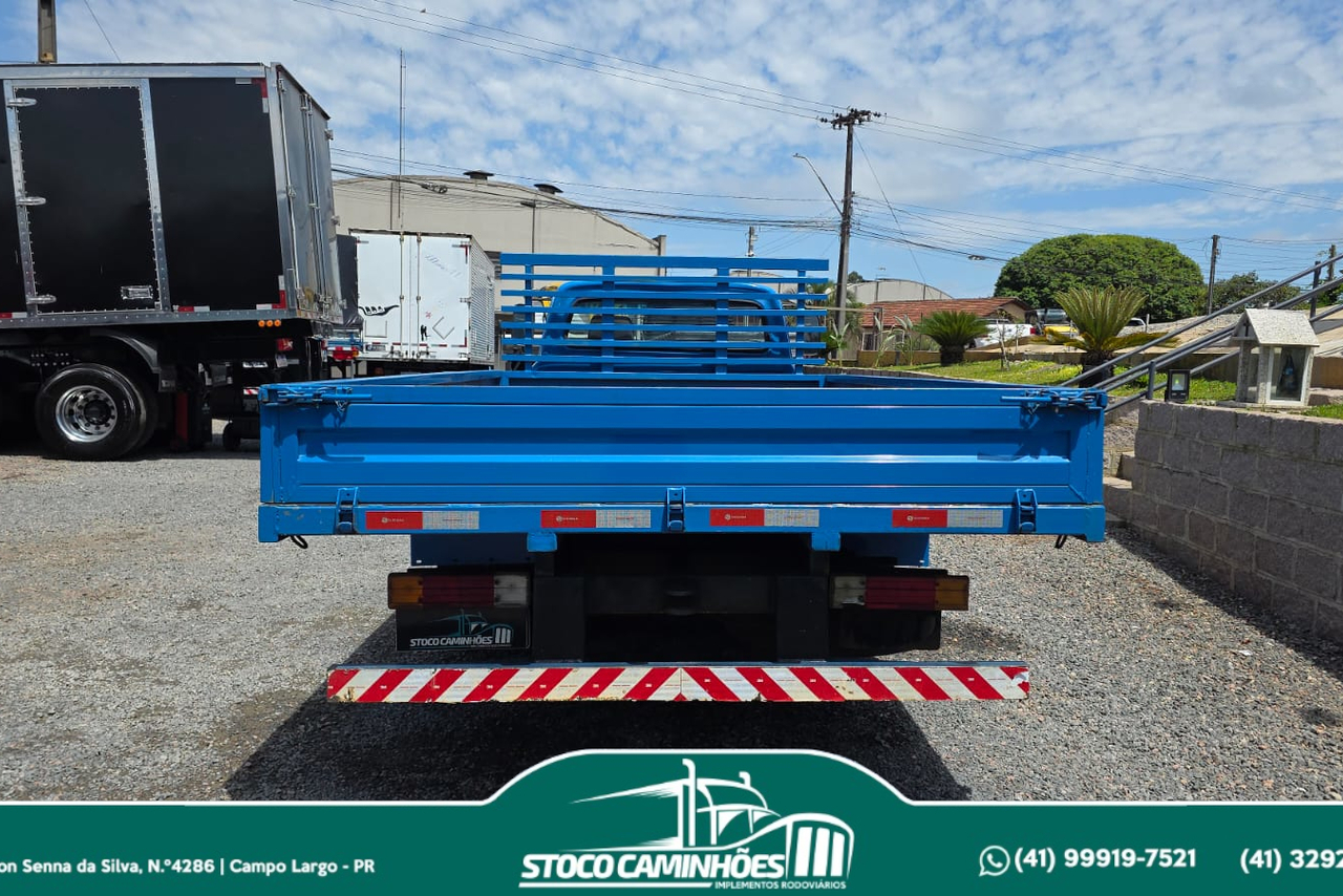 Ford F4000 - 77/77 8